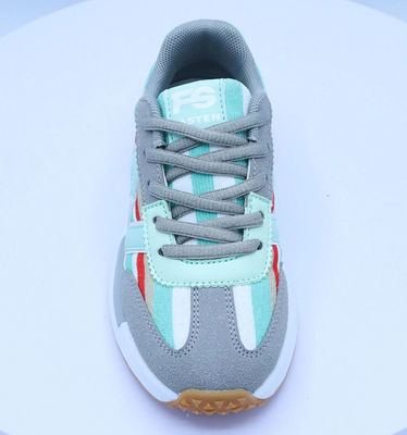 Sneaker shoes of cool classic sporty style, Air mesh lining and cushioned insole